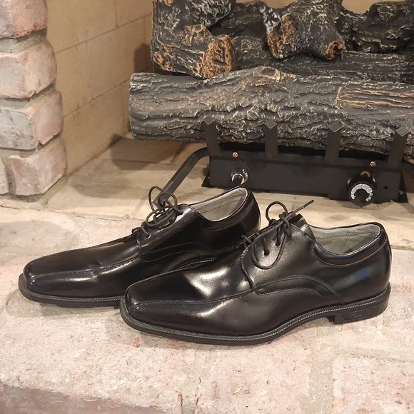 Men's Florsheim dress shoes - Picture 2 of 5